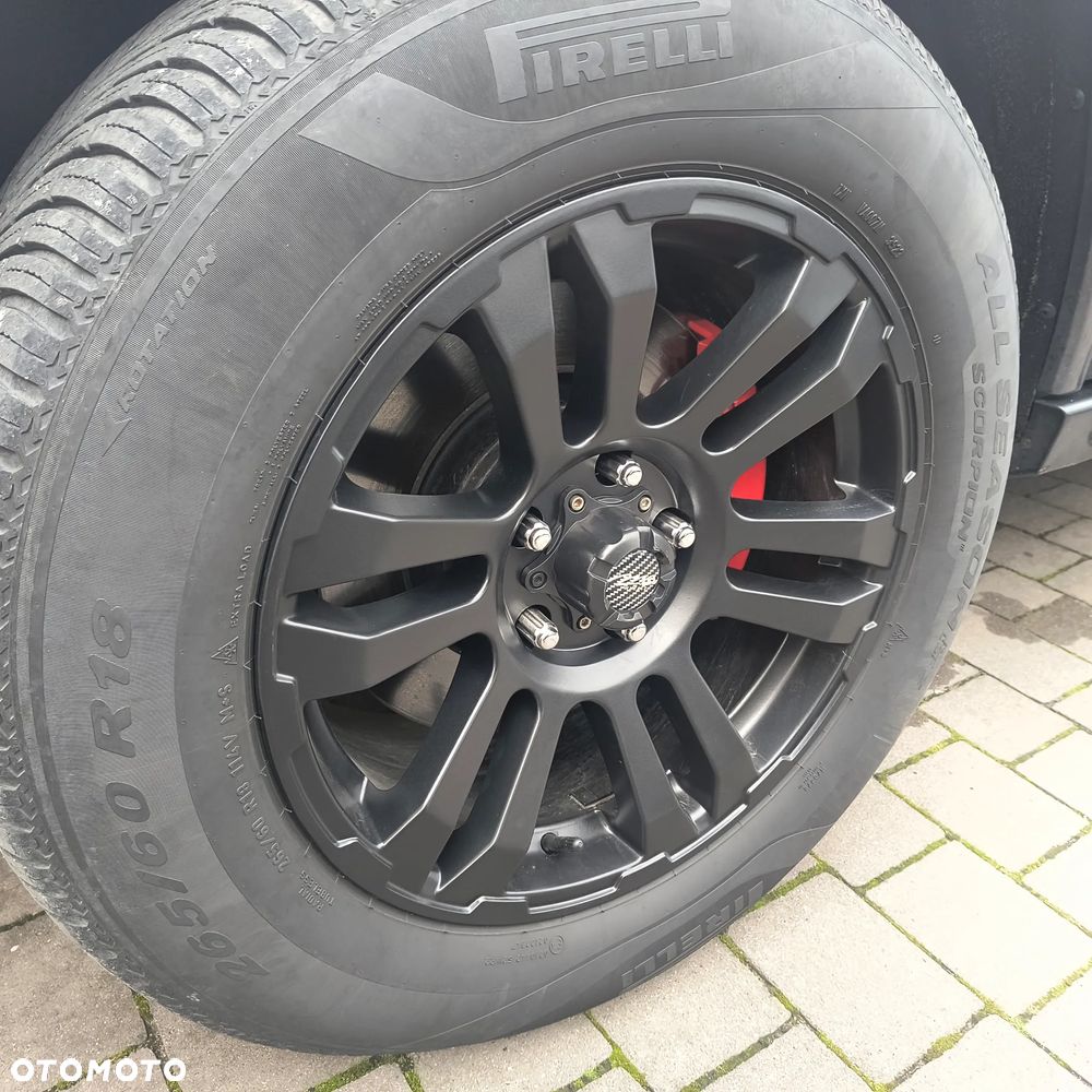 Jeep Grand Cherokee 5.7 V8 HEMI Overland Summit - 18