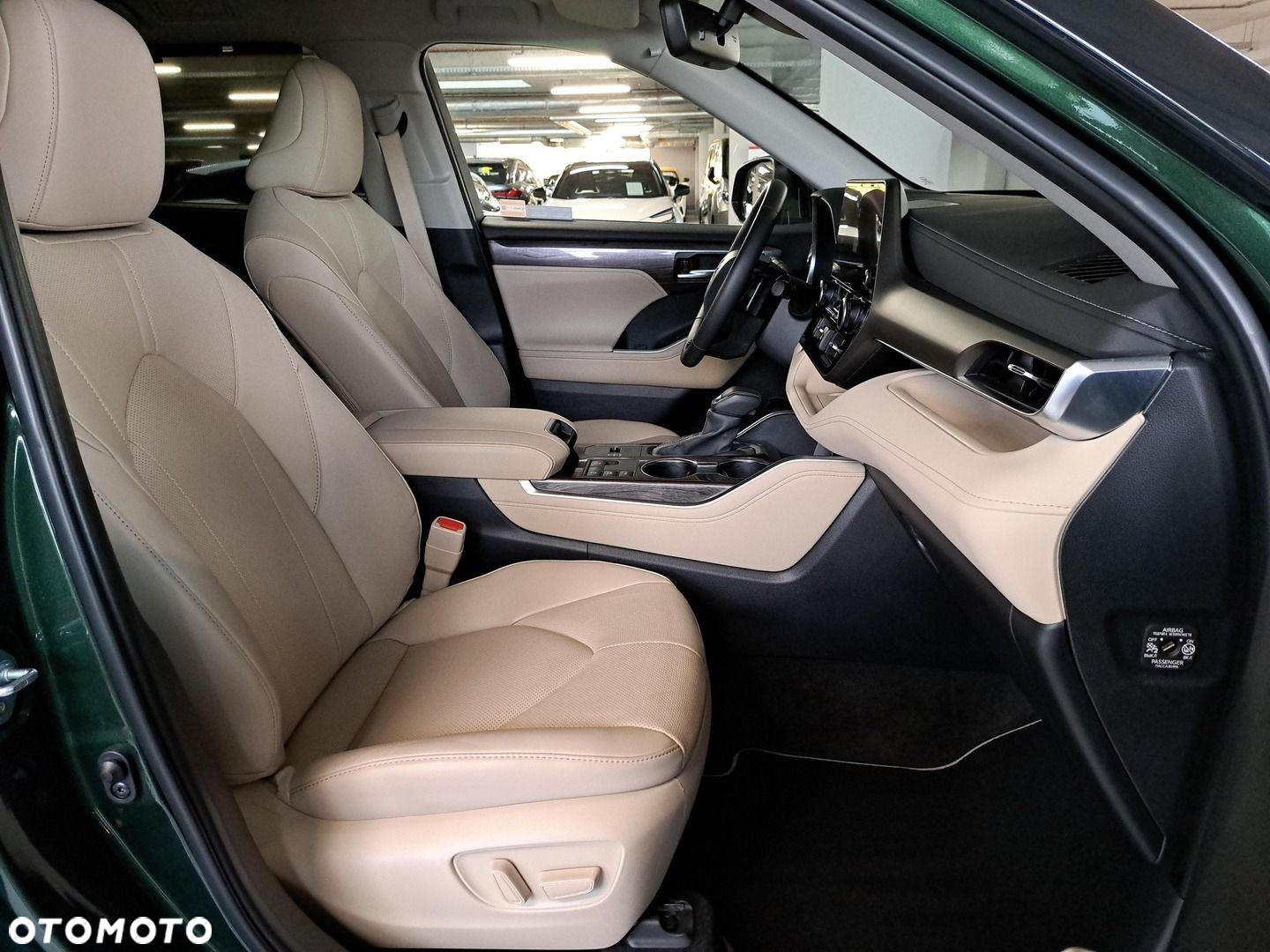Toyota Highlander - 15