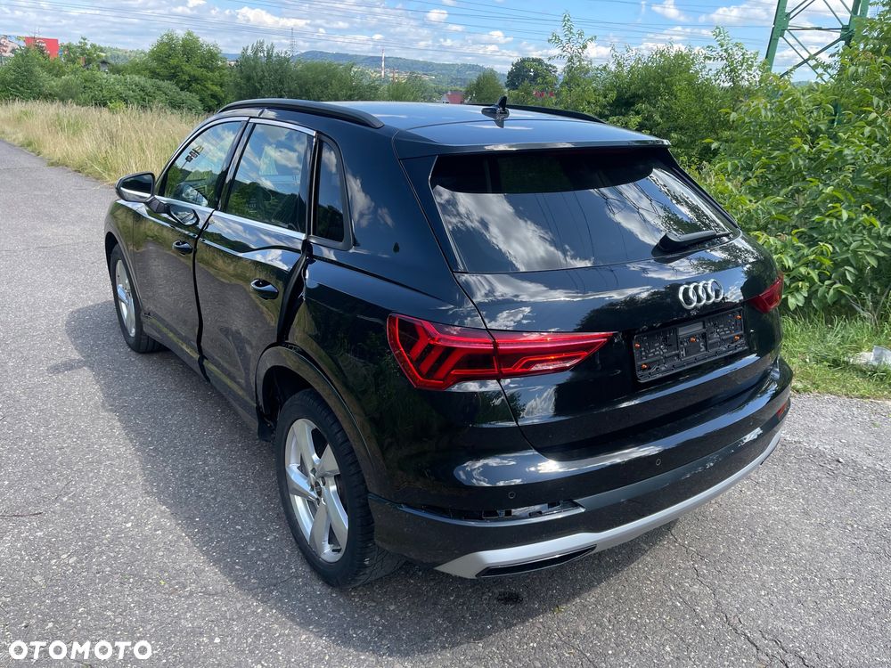 Audi Q3 - 22