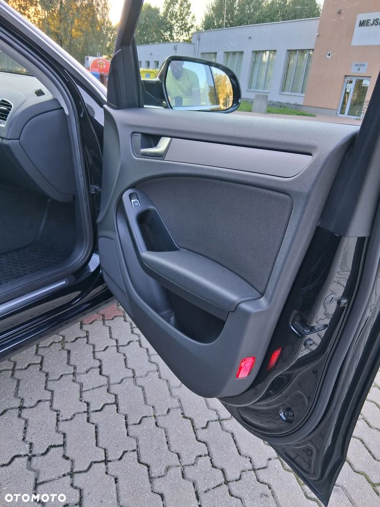 Audi A4 Avant - 8