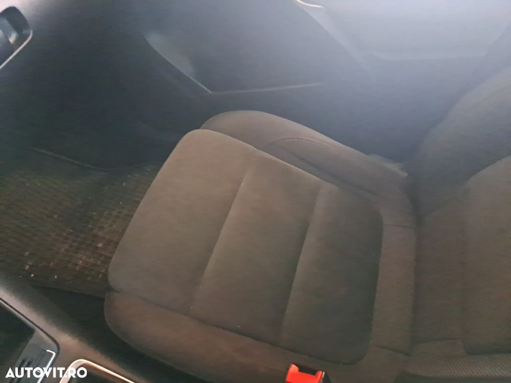 Volkswagen Tiguan 2.0 TDI 4Motion Sport & Style - 10