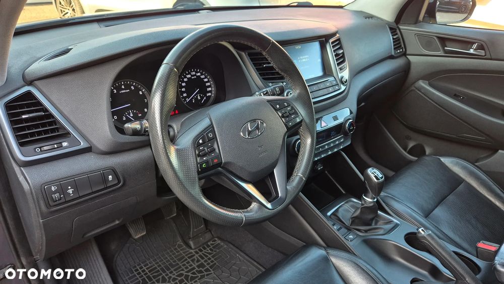 Hyundai Tucson - 11
