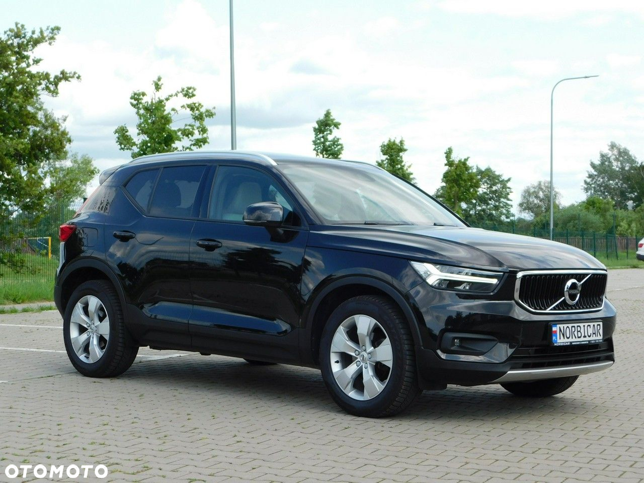 Volvo XC 40 D3 Momentum Pro - 31