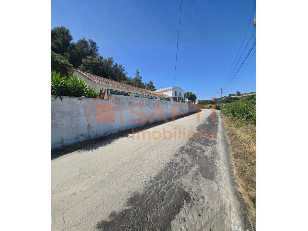 Moradia com 3789 m2 de terreno, pavilhão e vistas deslumbrantes - T... - Grande imagem: 2/23