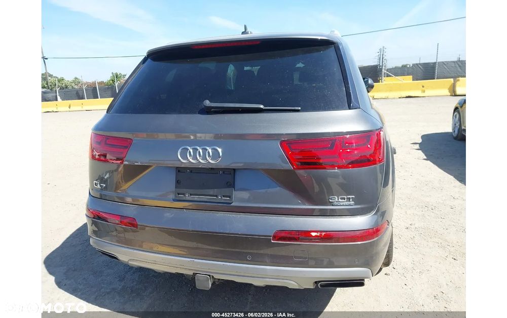 Audi Q7 - 6