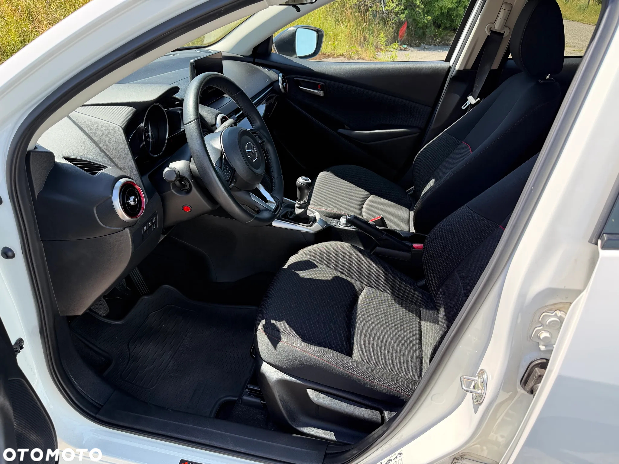 Mazda 2 SKYACTIV-G 90 Sports-Line - 12