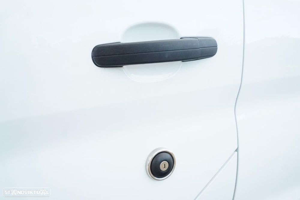 Ford E-TRANSIT L2H2 75 Kwh PRO POWER ONBOARD - 9