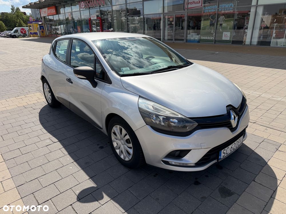 Renault Clio - 1