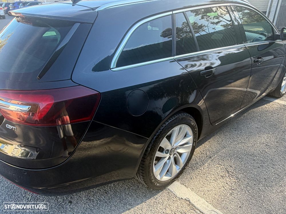 Opel Insignia Sports Tourer 2.0 CDTi Executive S/S - 17