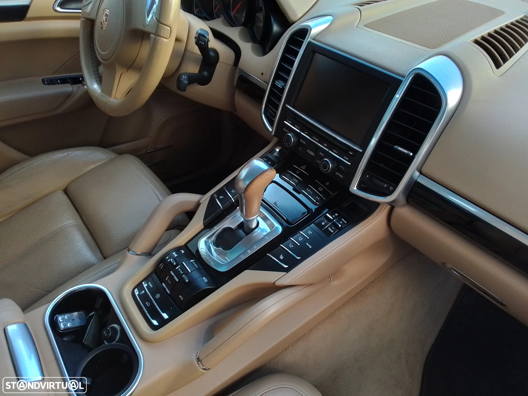 Porsche Cayenne II Platinum Edition - 16