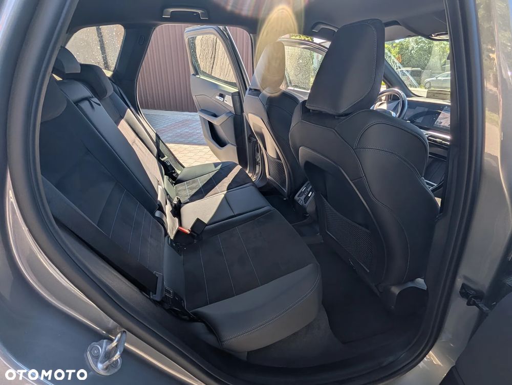 BMW Seria 2 230e xDrive - 27