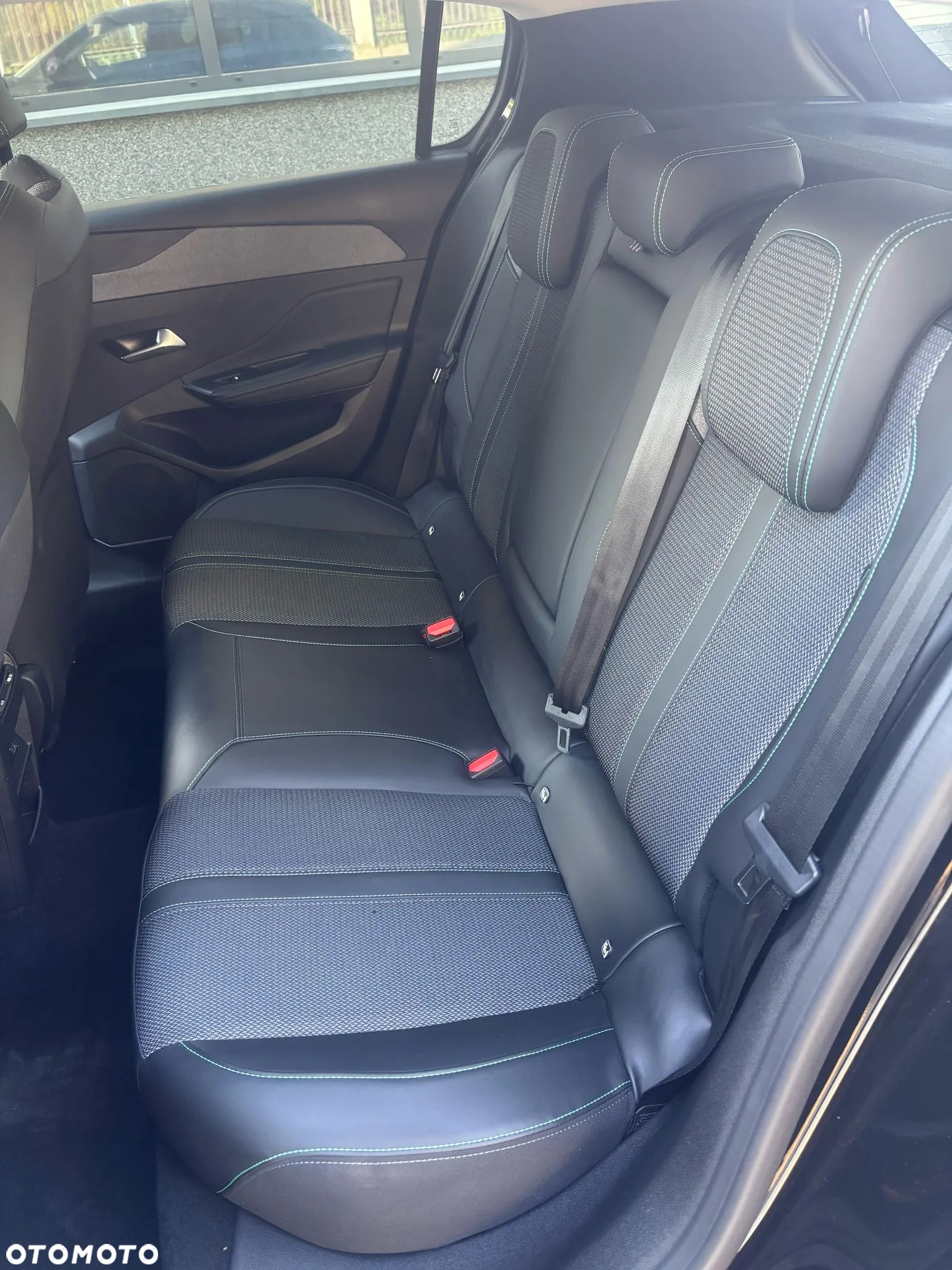 Peugeot 308 1.2 PureTech Allure S&S - 11