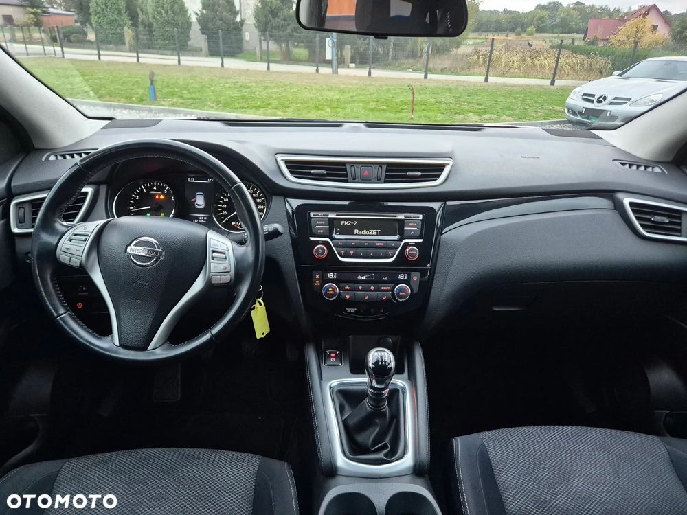 Nissan Qashqai - 12