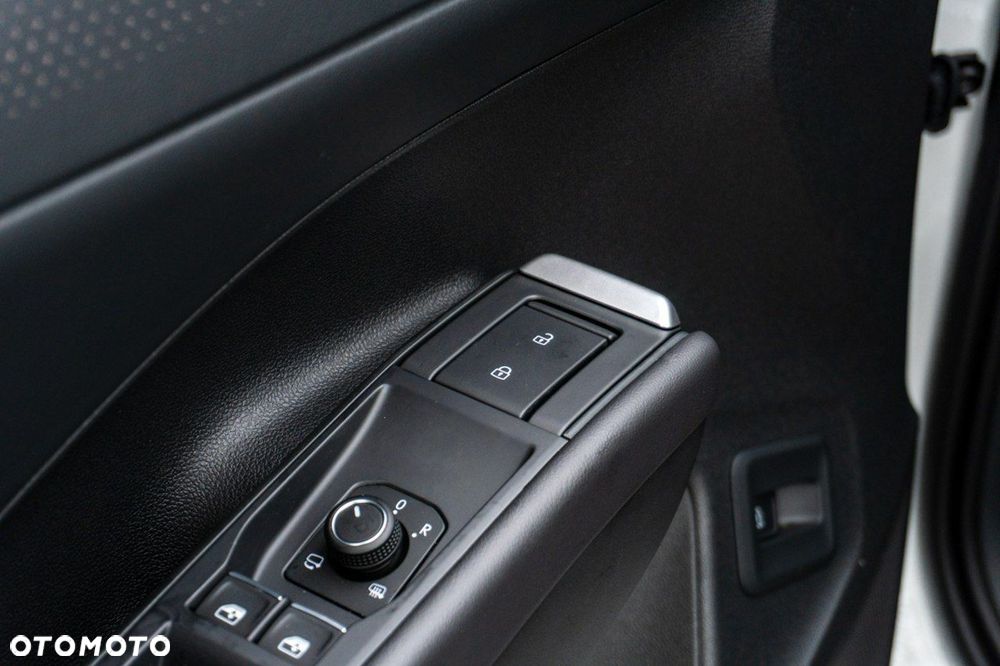 Volkswagen T-Roc - 19