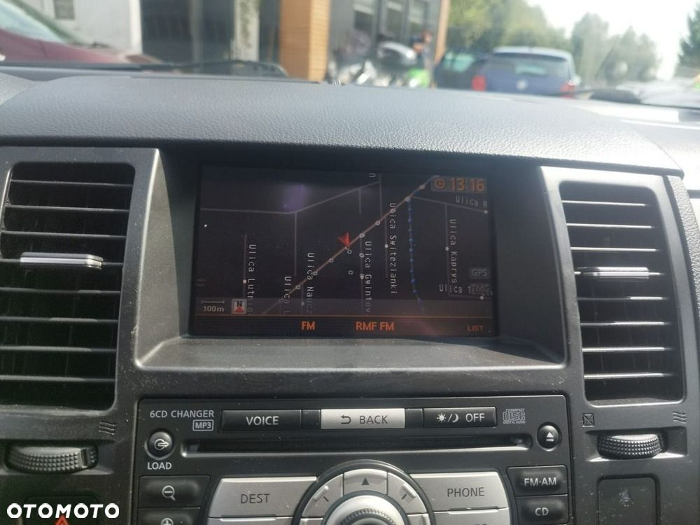 Nissan Tiida - 13