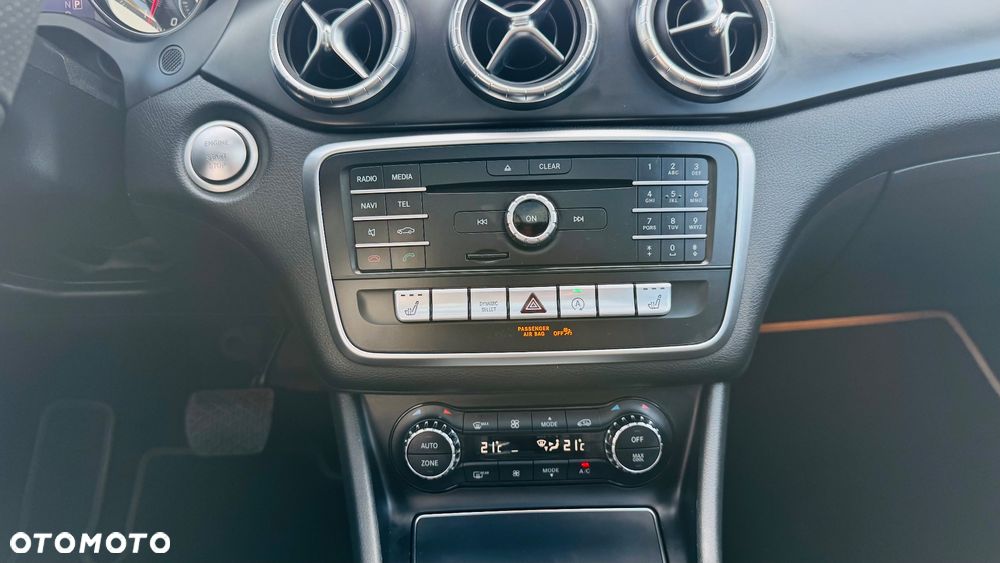 Mercedes-Benz CLA 250 4-Matic - 19