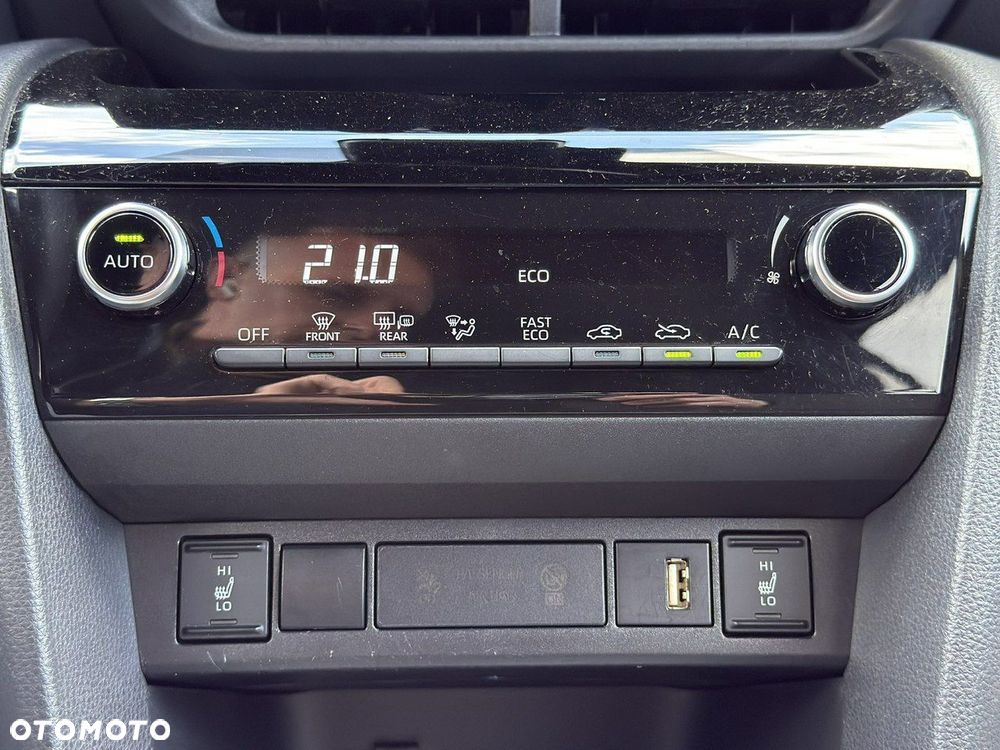 Toyota Yaris Cross - 28