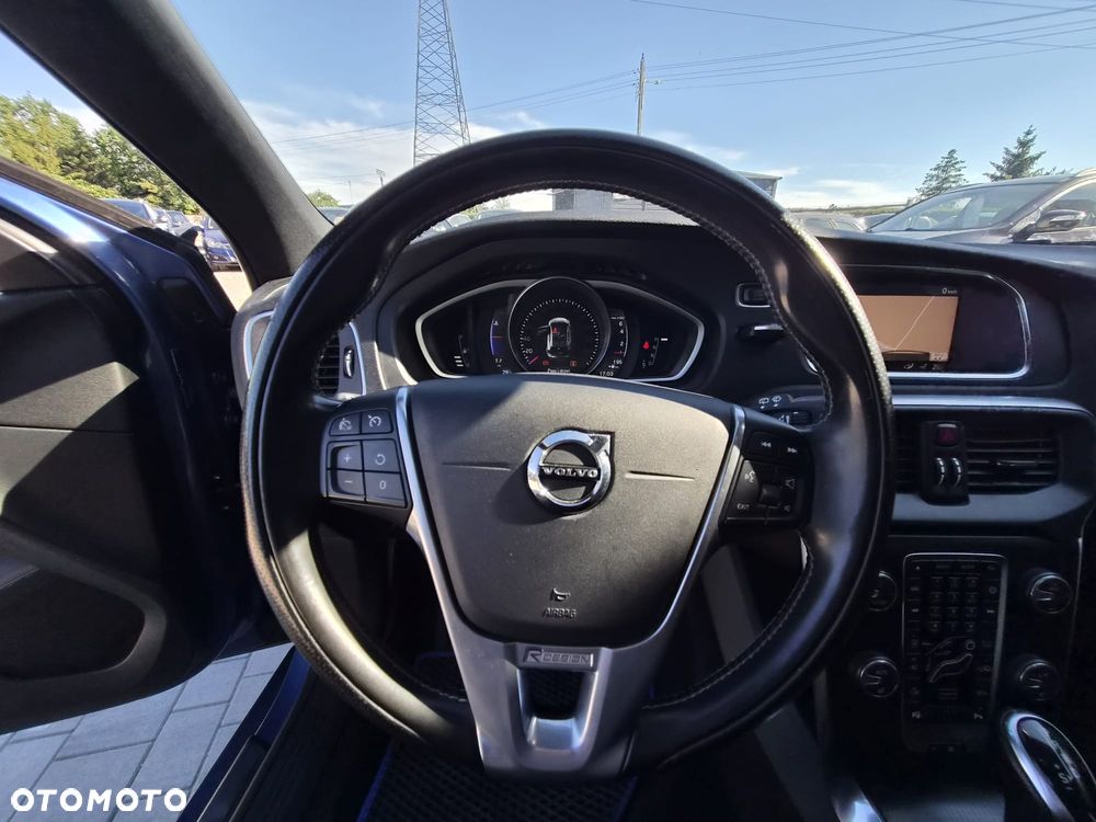 Volvo V40 T3 Geartronic RDesign - 15