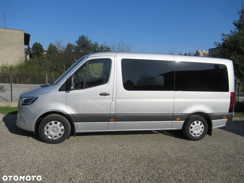 Mercedes-Benz Sprinter - 4