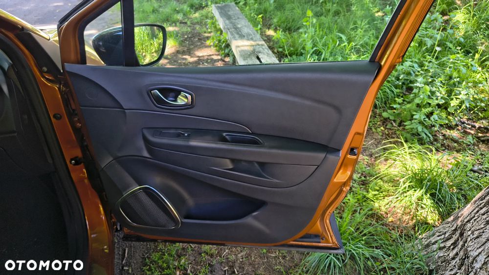 Renault Captur 1.3 Energy TCe Initiale Paris - 12