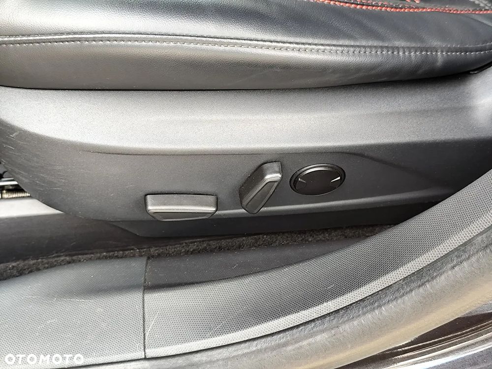 Ford Mustang Mach-E 91 kWh AWD Premium - 15