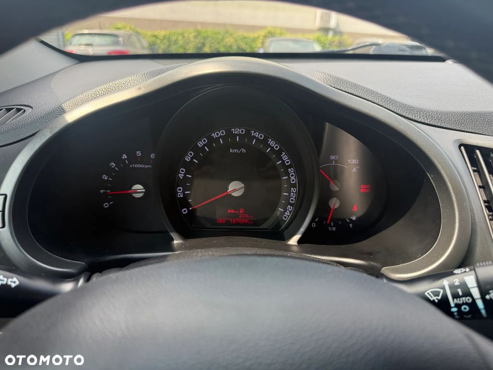 Kia Sportage - 9