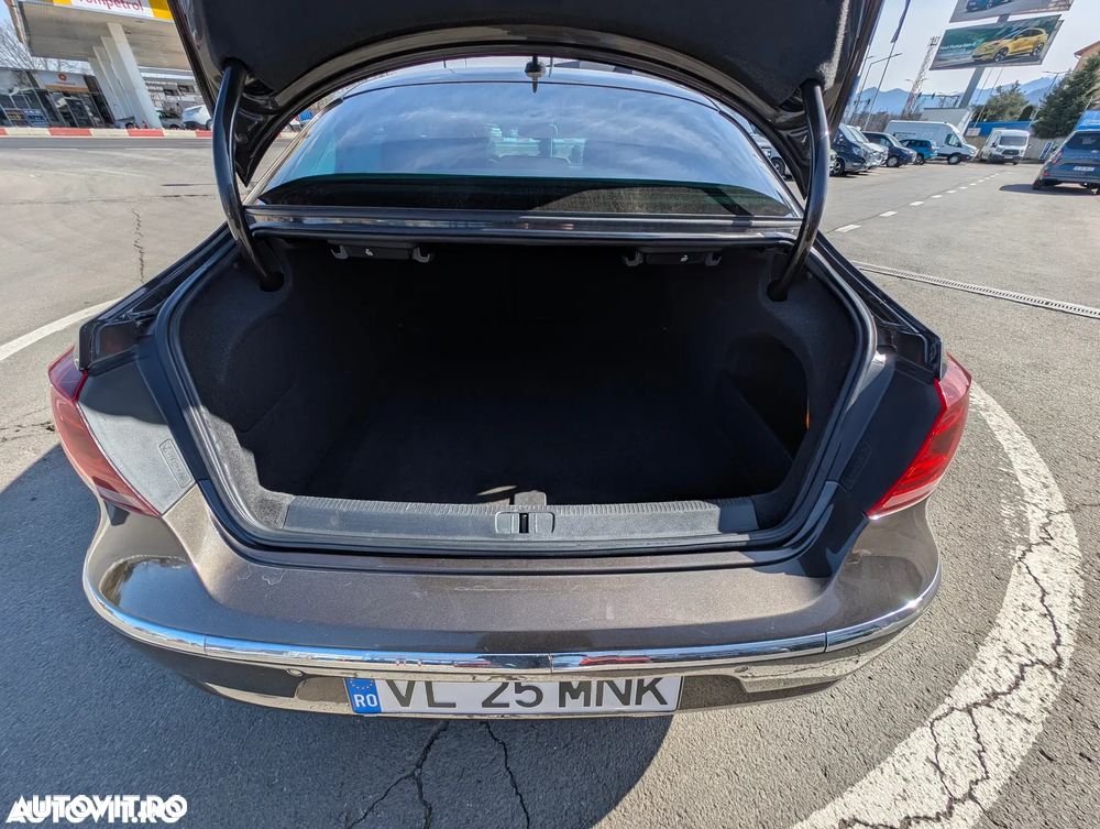 Volkswagen Passat CC 2.0 TDI DPF DSG - 11