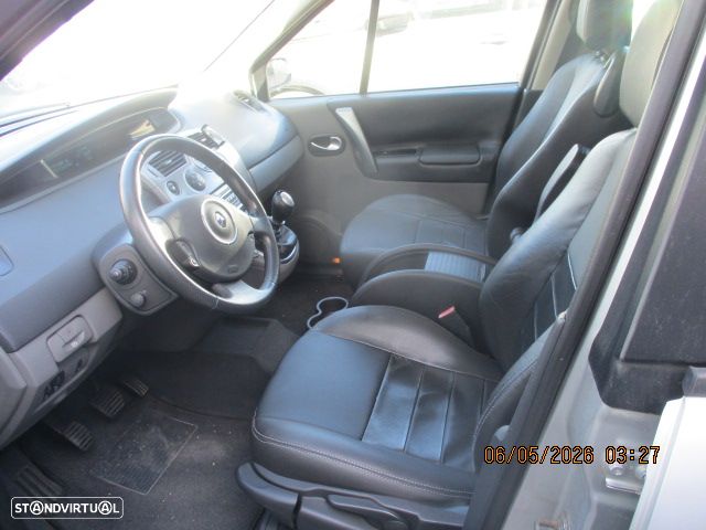 Renault Scénic ver-1-5-dci-conquest - 6