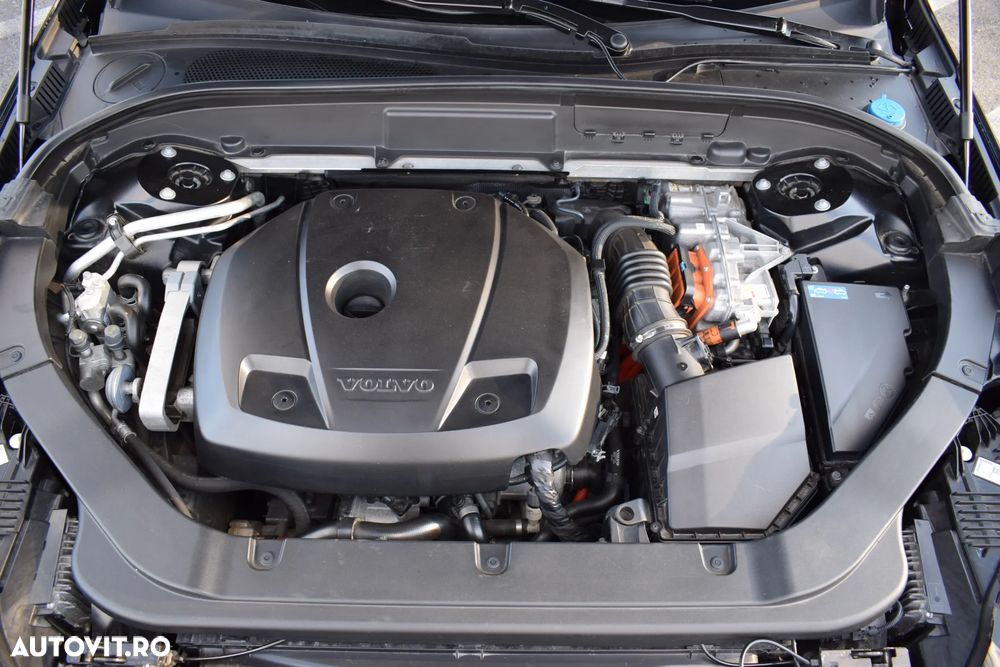 Volvo XC 60 T8 Twin Engine AWD Inscription - 18