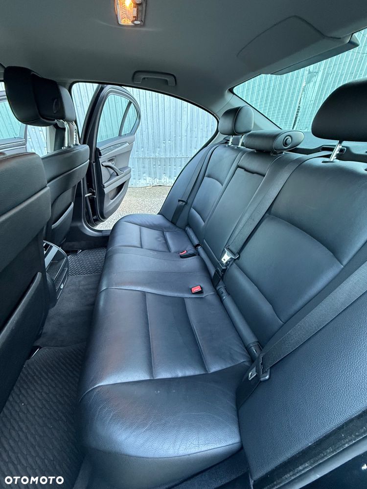 BMW Seria 5 - 13