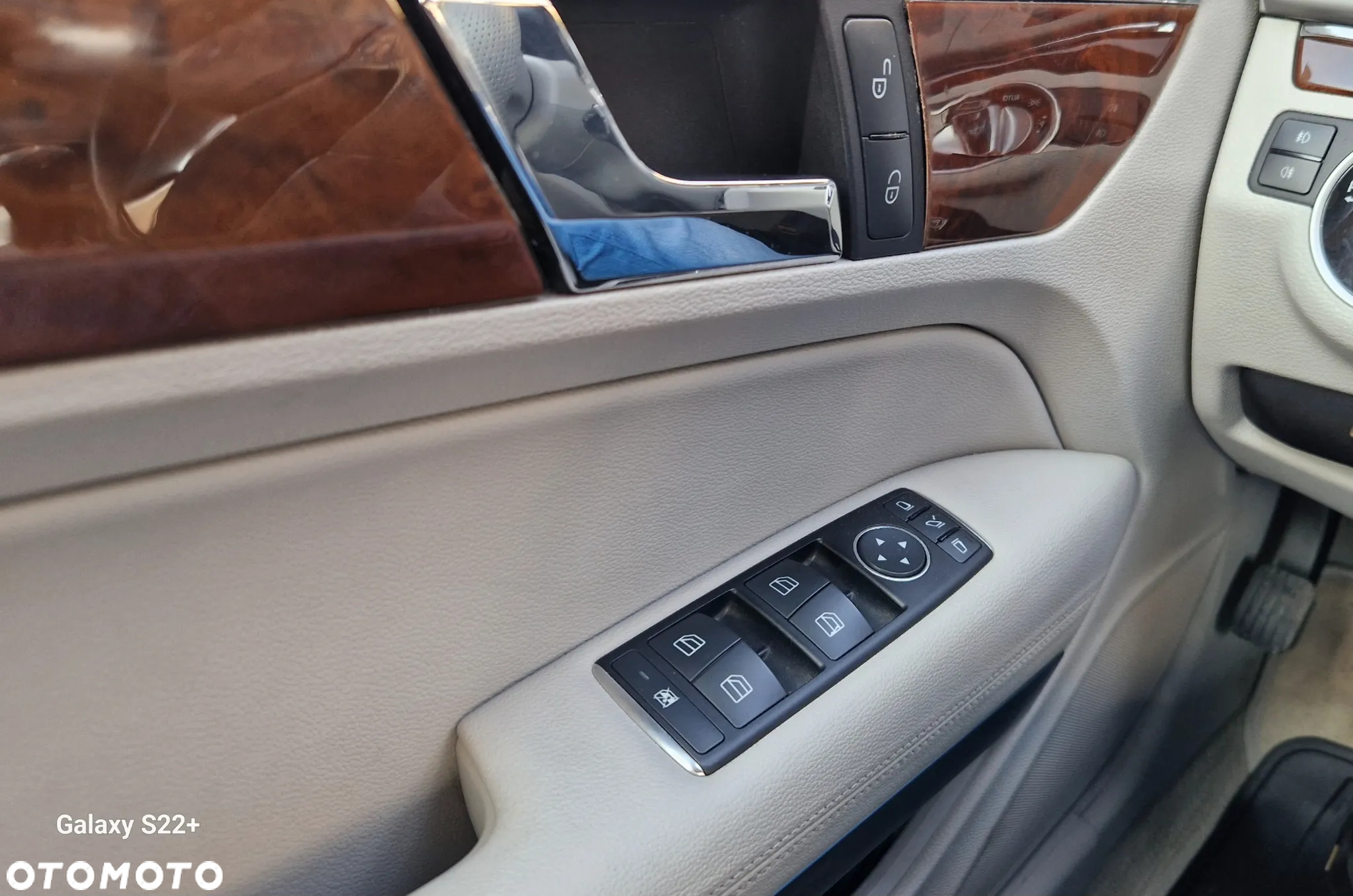 Mercedes-Benz Klasa E 200 Coupe BlueEFFICIENCY 7G-TRONIC Avantgarde - 22