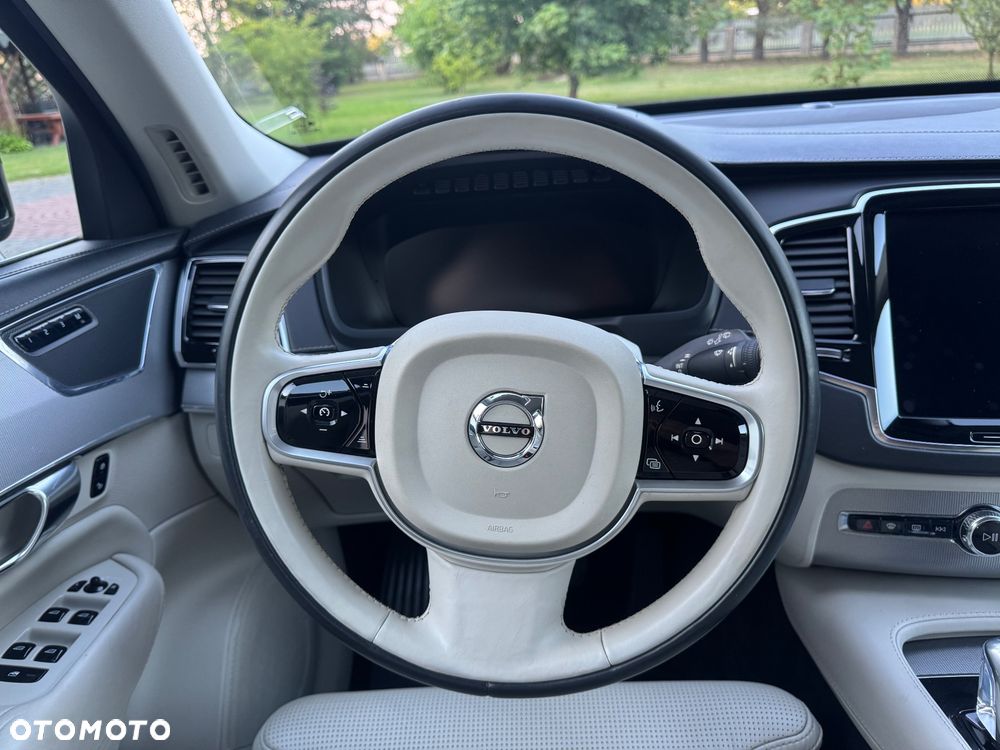 Volvo XC 90 T8 AWD Twin Engine Geartronic Inscription - 17