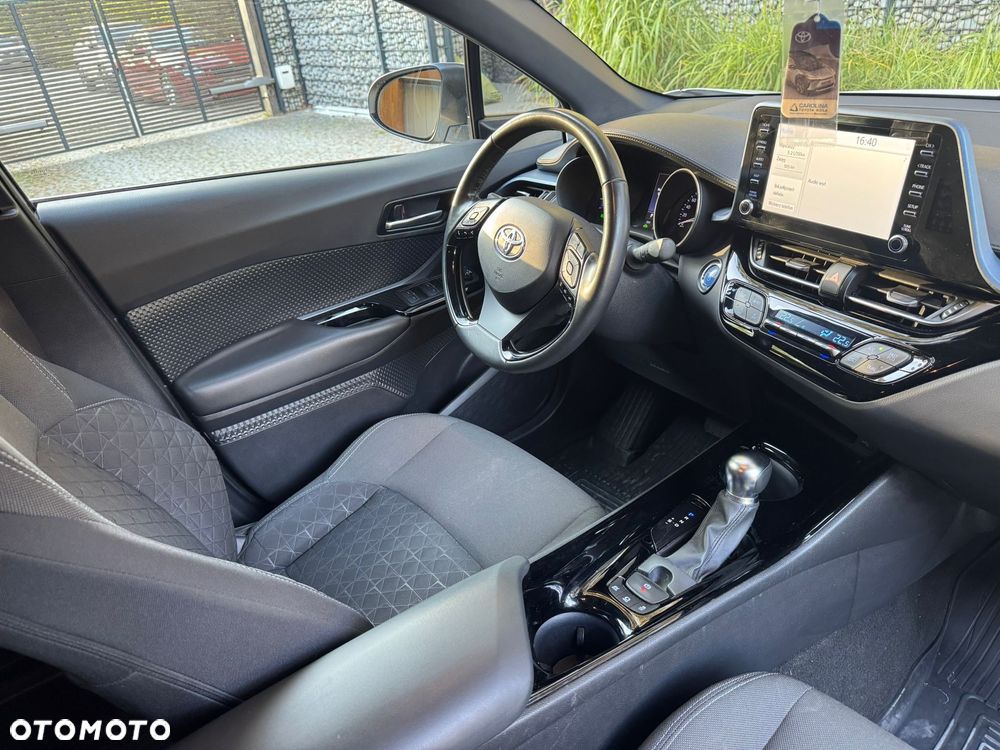 Toyota C-HR 2.0 Hybrid Style - 19