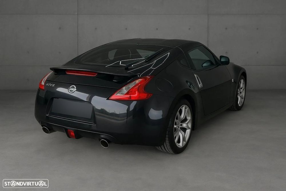 Nissan 370 Z Pack NAV+JA19 - 10