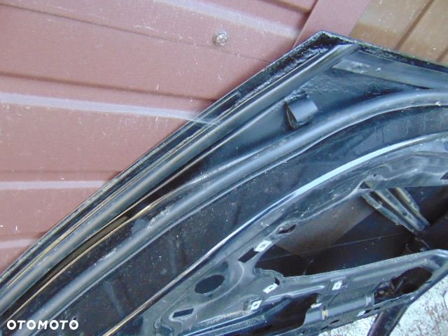 BMW 7 E66 E65 LONG Li przedłużana wersja 750Li DRZWI tył tylne prawe prawa strona tylna LONG 475 black sapphire - 10