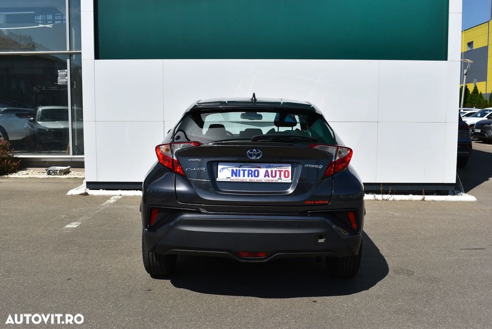 Toyota C-HR Style - 7