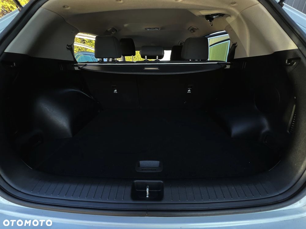 Kia Sportage 2,0 CRDI 2WD ISG Spirit - 20