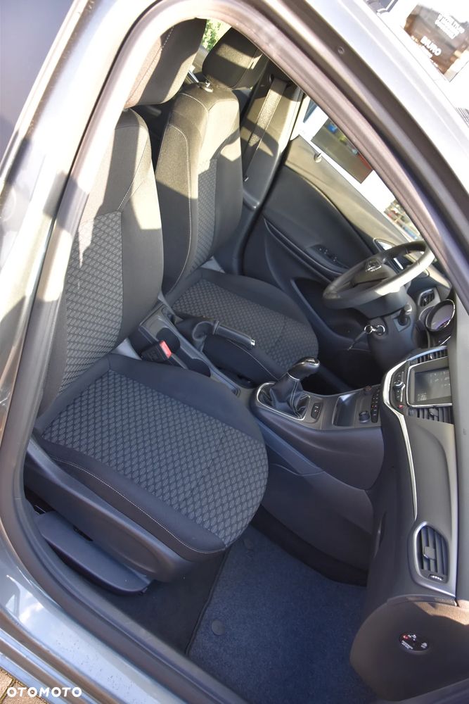 Opel Astra 1.4 Turbo Edition - 18