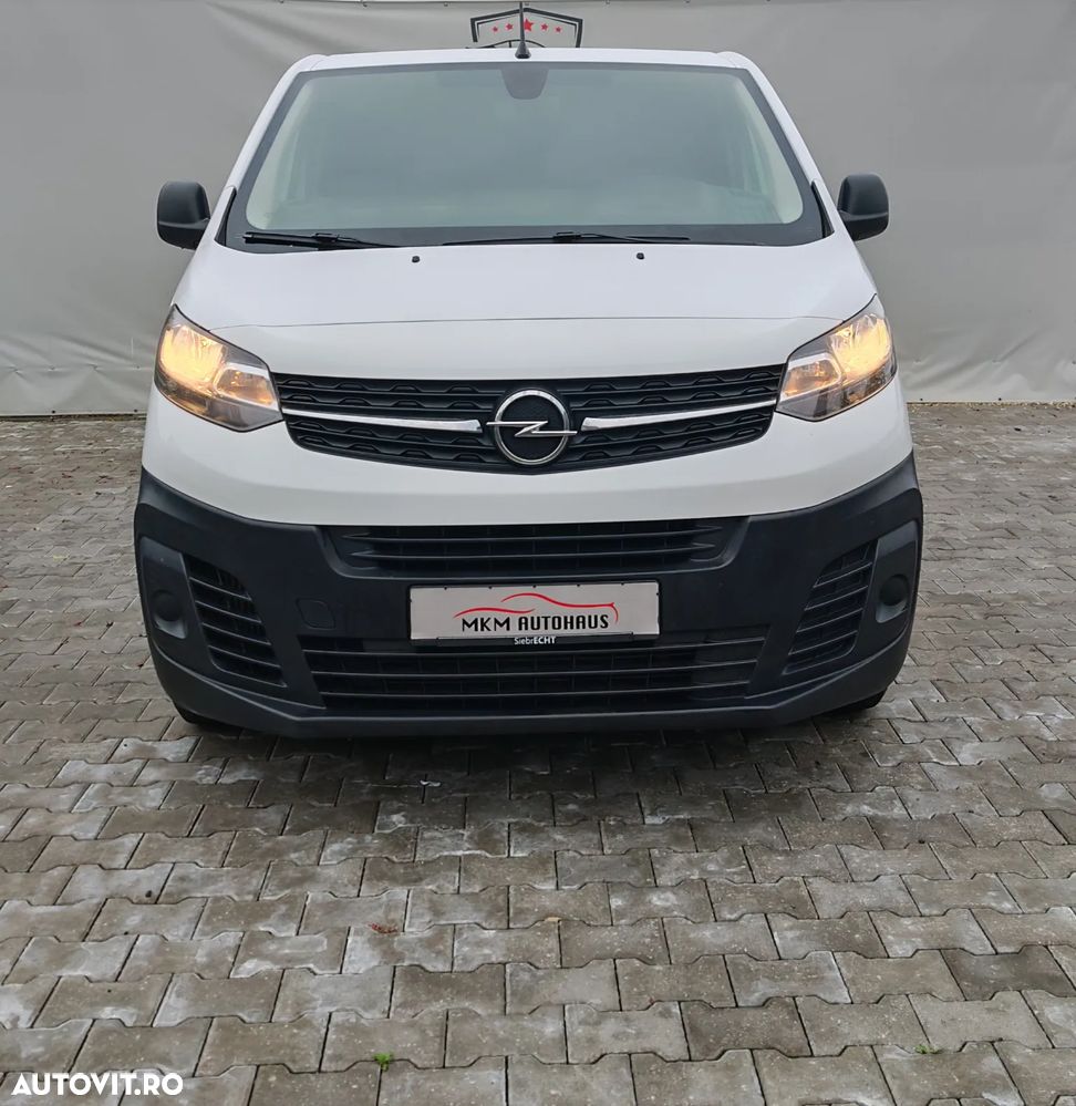 Opel Vivaro - 12