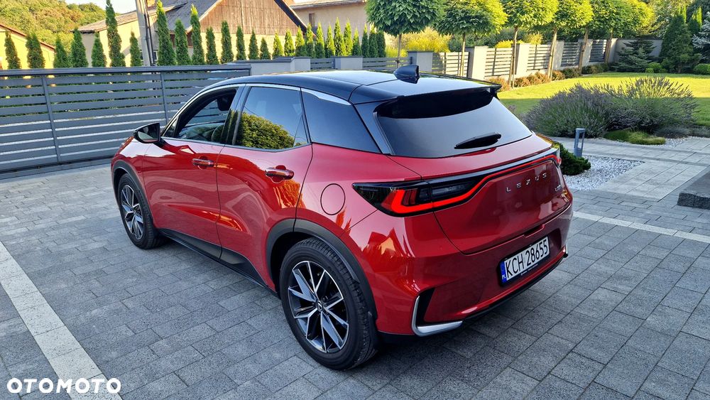 Lexus LBX 1.5 Hybrid Emotion - 7