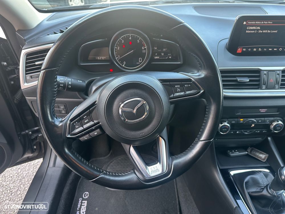 Mazda 3 Hatchback - 14