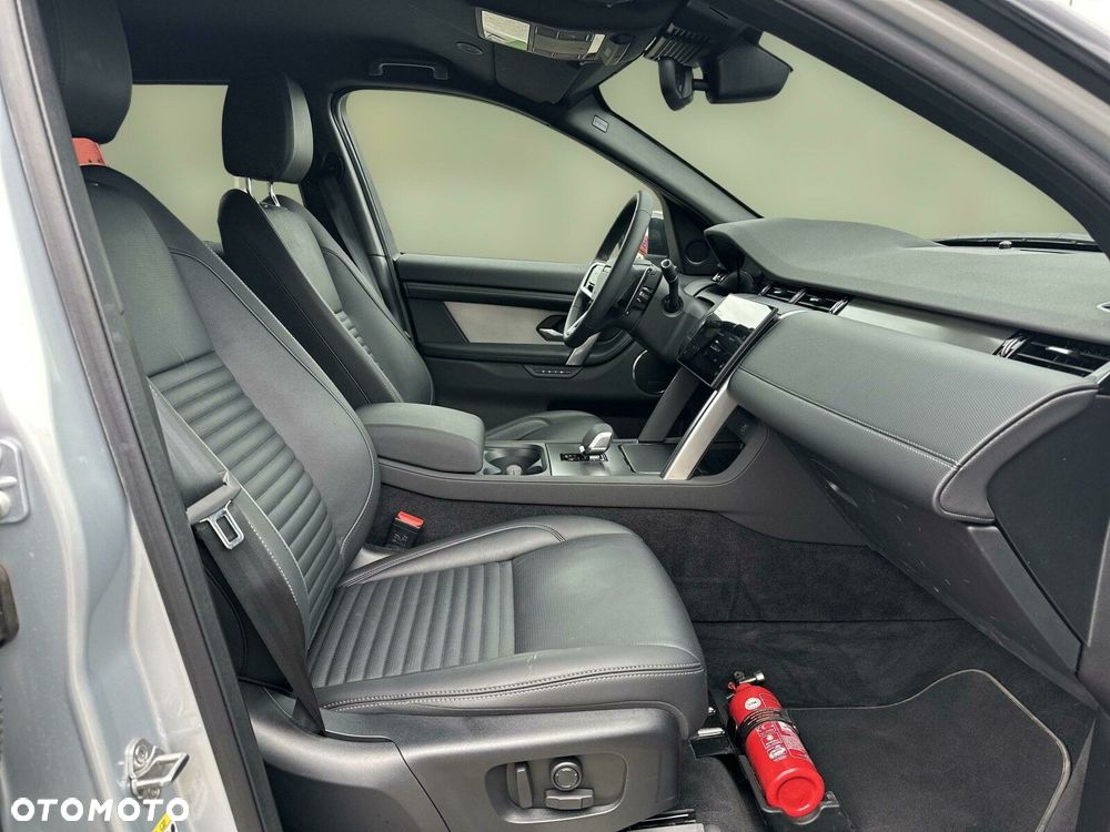 Land Rover Discovery Sport - 13