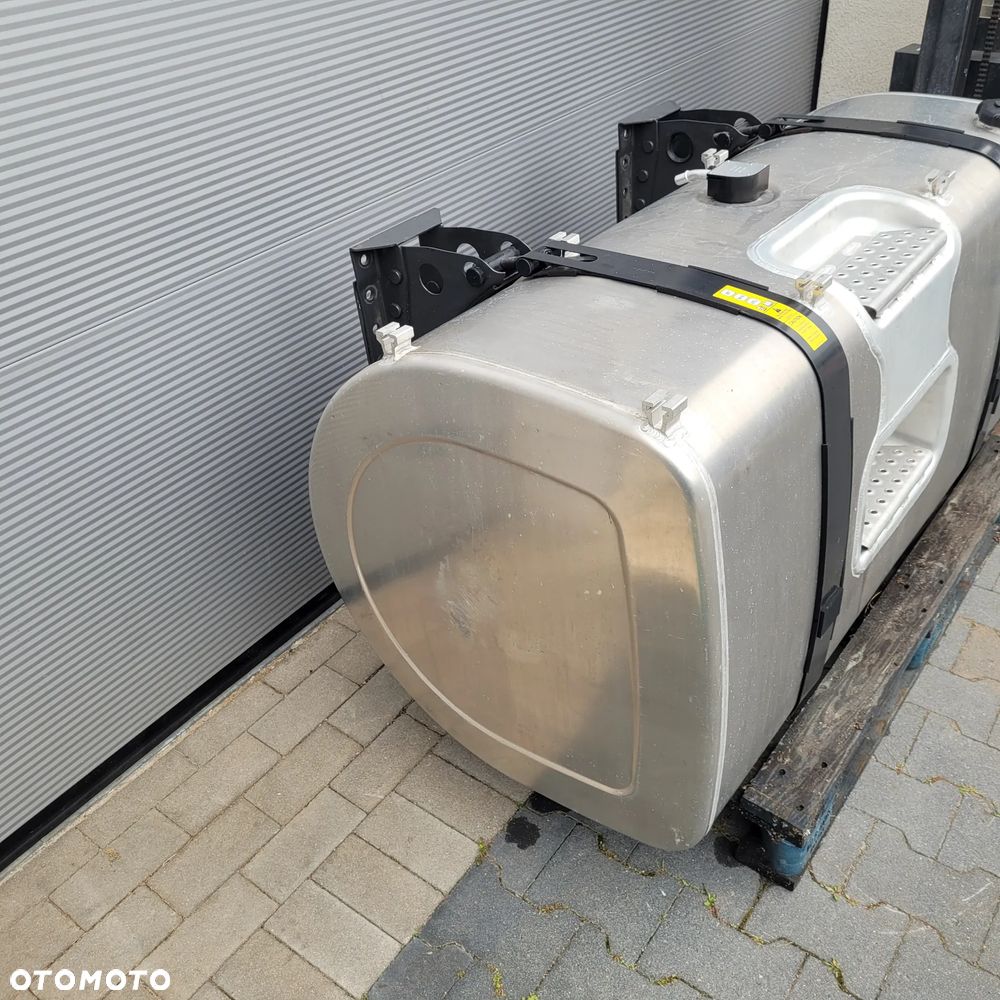ZBIORNIK PALIWA VOLVO FH5 FH4 140X70X70 2133567 CHWALIM116 - 3