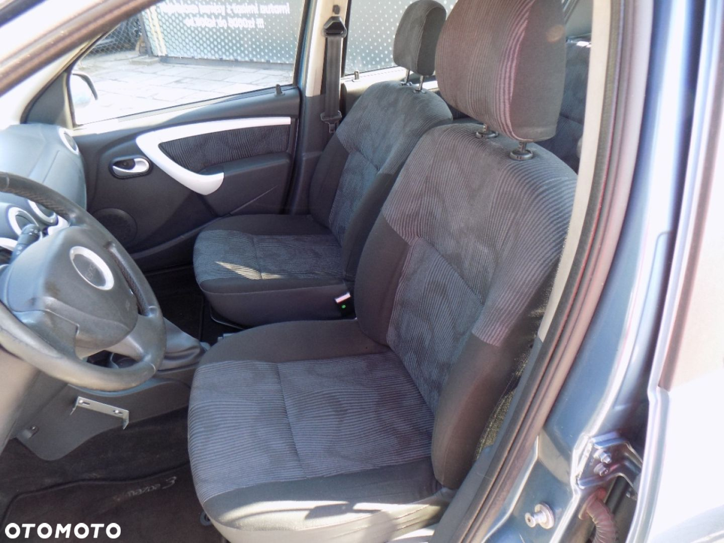 Dacia Sandero - 7