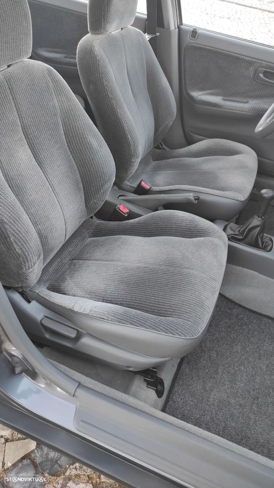 Honda Civic 1.5 LSi 16 V - 27
