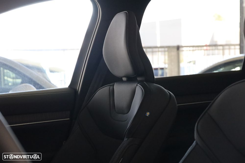 Volvo EX90 104 kWh Single Motor Core - 11