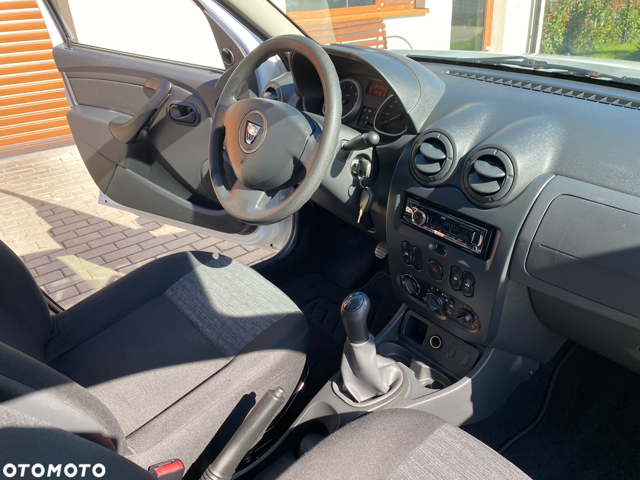 Dacia Duster 1.6 16V 4x2 Ambiance - 23