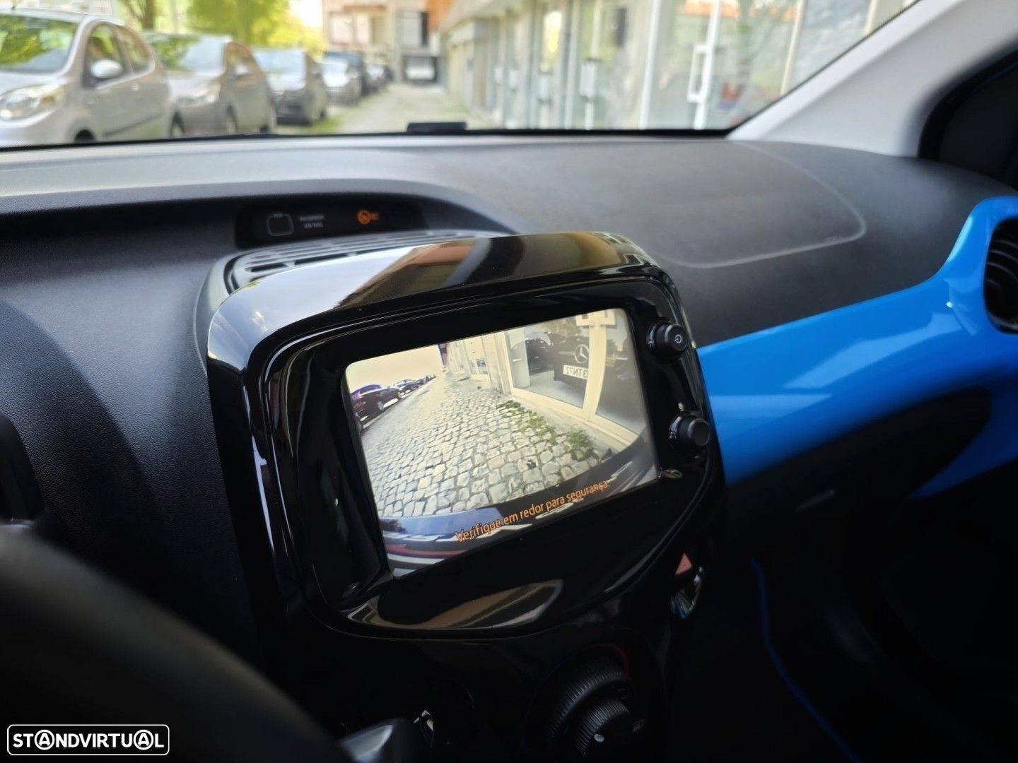 Toyota Aygo 1.0 X-Play Plus - 16
