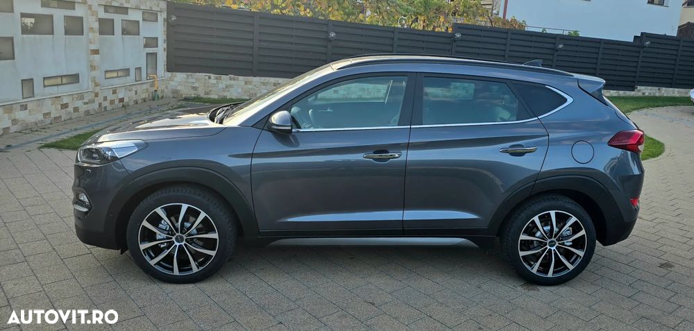 Hyundai Tucson 2.0 CRDI 4WD 6AT Luxury Pack+ - 12