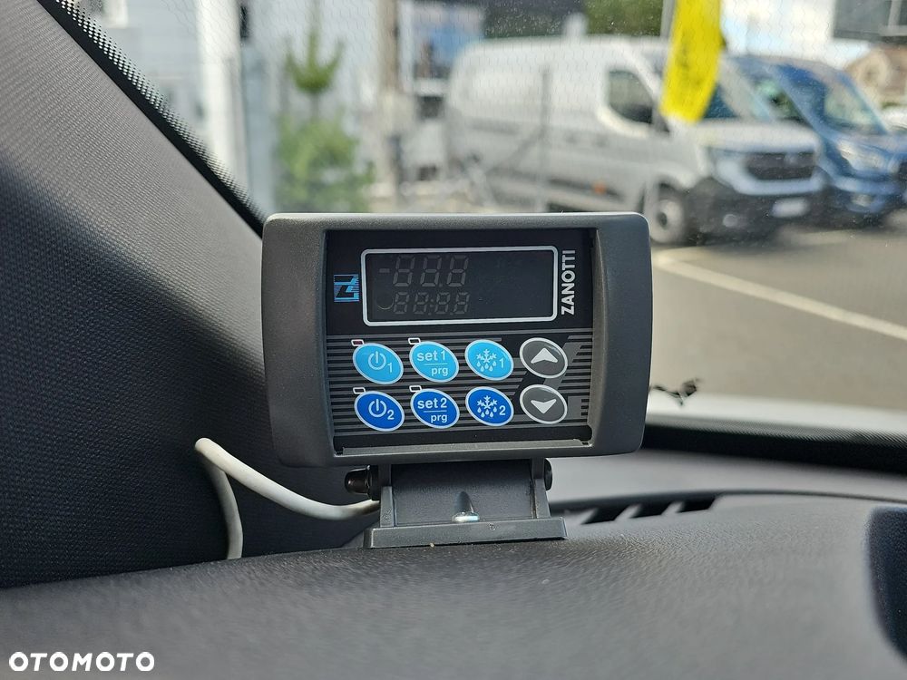 Renault Master Platforma Kontener Izoterma Ściana Grodziowa - 15